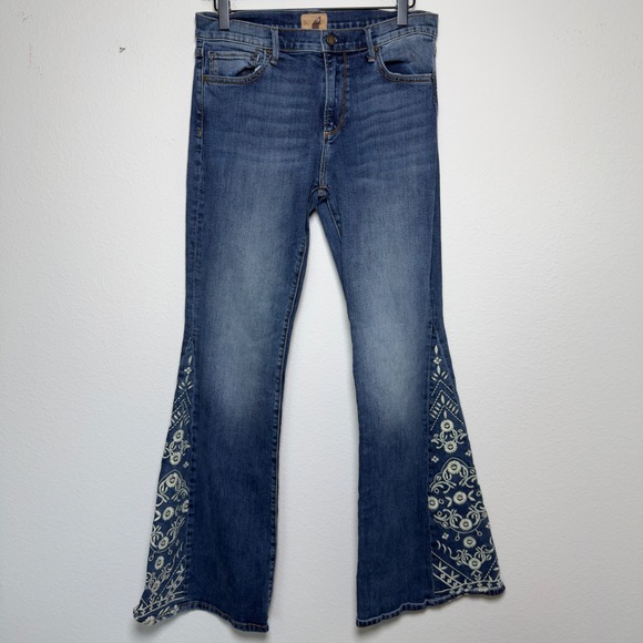 DRIFTWOOD Denim - Driftwood Farrah Women Jeans 29" Classic Fit Embroidered Flare Boho Western
